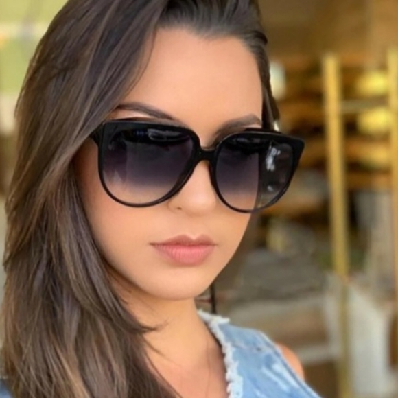 Celine Oversized Sunglasses CL-40048F 6301W 63-13-140 Gradient Lens Blue NWT - Picture 5 of 7